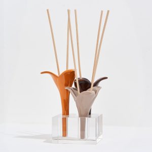 OCRA-MOKA-TORTORA-3fiori-fioricapri-profumatori-fragrance-ricciocaprese-produzioneartigianale-capri7-min.jpg