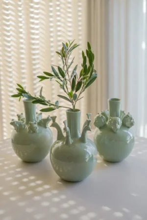 HR-Vazen-Atelier-Shoot-©BintiHome-299-600x899