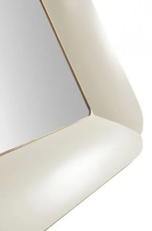 a6b4e2bc28c9907872f1a2ee1617001734283-large