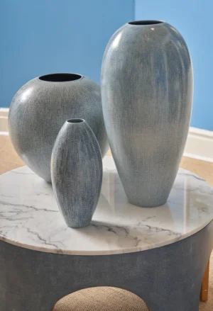 Tall Granger Vase - Blue (2)