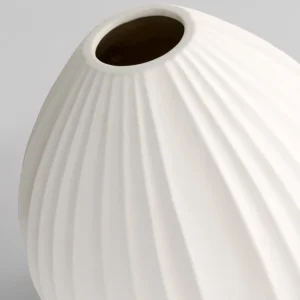 Nigel Vase White Medium (2)
